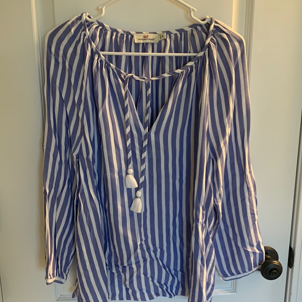 Vineyard Vines women’s medium top